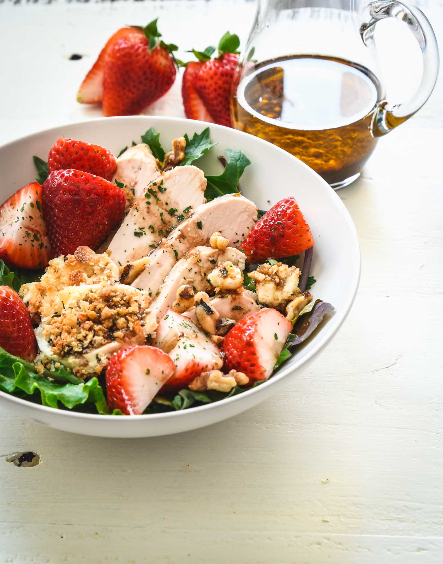 https://www.urbanfoodiekitchen.com/wp-content/uploads/2018/06/Strawberry-Chicken-Salad2.jpg